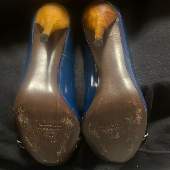 Stuart Weitzman Blue Patent Leather Bow Accents Pumps Size 6 (Usa Size) - Picture 8 of 12